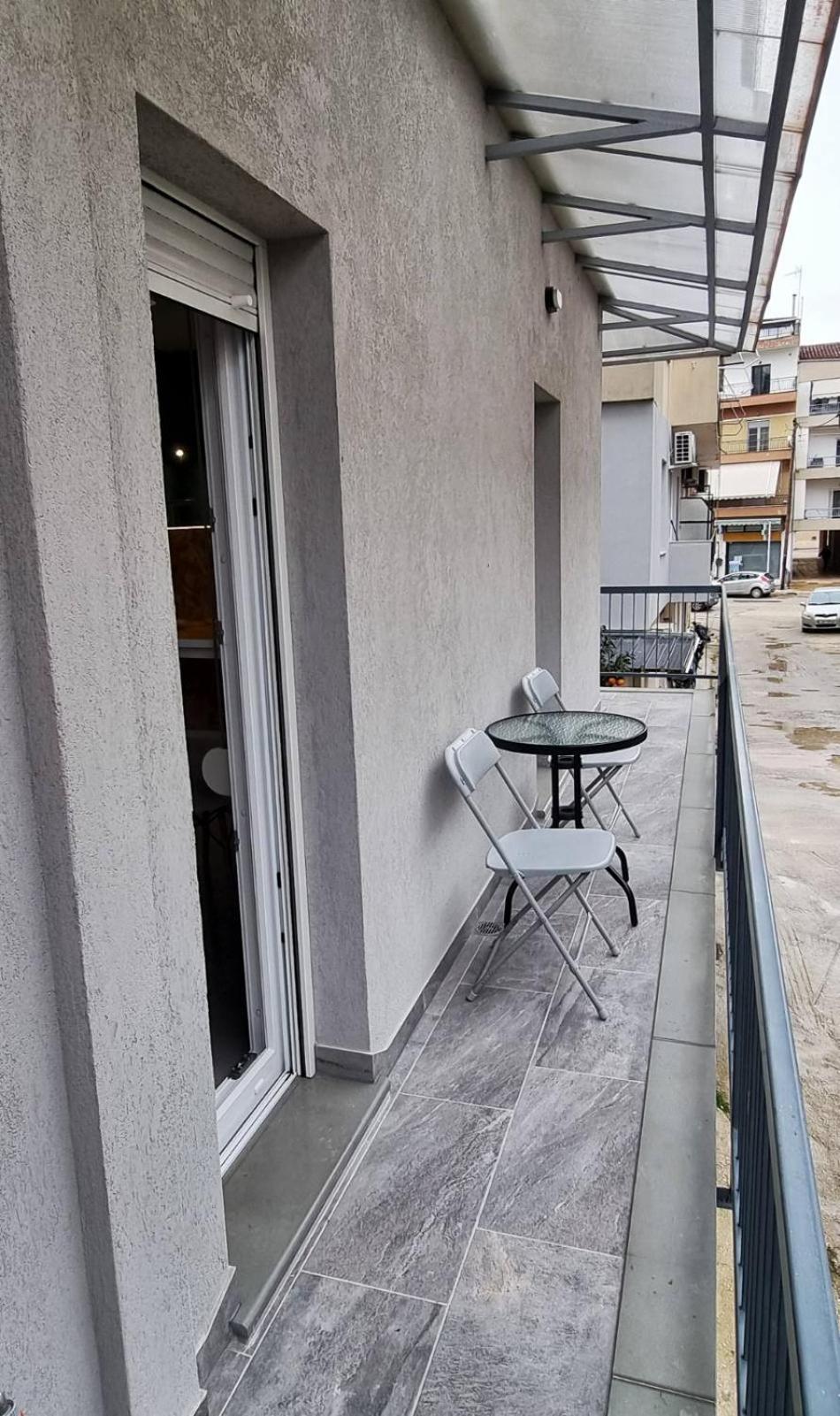 Central Luxury Studio Apartment Ioannina Ngoại thất bức ảnh